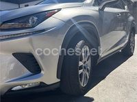 Usado Lexus NX300h Executive Line 197 CV (144 kW) 2019 Gris / plata SUV