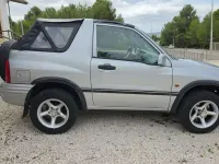 Usado Suzuki Grand Vitara 128 CV (94 kW) 2002 Gris SUV