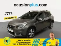 Usado Peugeot 2008 Allure 100 CV (73 kW) 2017 Gris SUV