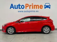 Usado Ford Focus Sport 125 HP (91 kW) 2016 Vermelho Sedan
