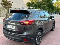 Usado Mazda CX-5 Style 150 CV (110 kW) 2016 Gris / plata SUV