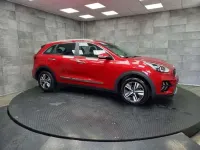 Usado Kia Niro 141 CV (103 kW) 2021 Rojo SUV