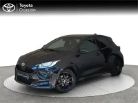 Usado Toyota Yaris Hybrid Style 116 CV (85 kW) 2022 Negro Monovolumen