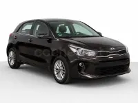 Usado Kia Rio 100 CV (73 kW) 2020 Marrón Berlina