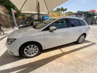 Usado Seat Leon ST Style 105 CV (77 kW) 2015 Blanco Familiar
