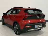 Usado Hyundai Bayon 100 CV (73 kW) 2022 Rojo SUV