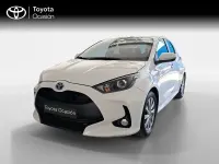 Usado Toyota Yaris Hybrid Active 116 CV (85 kW) 2023 Blanco Berlina