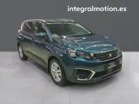 Usado Peugeot 5008 Active 130 CV (95 kW) 2018 Azul SUV