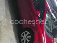 Usado Seat Altea Stylance 140 CV (102 kW) 2004 Rojo Monovolumen