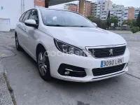 Usado Peugeot 308 130 CV (95 kW) 2021 Blanco Familiar