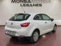 Käytetty Seat Ibiza 60 HP (44 kW) 2010 Valkoinen Sedan