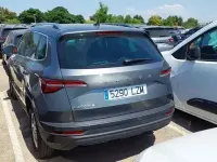 Usado Skoda Karoq Ambition 116 CV (85 kW) 2022 Gris SUV