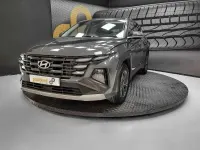 Usado Hyundai Tucson 215 CV (158 kW) 2025 Gris SUV