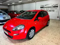 Usado Fiat Punto Easy 69 CV (50 kW) 2014 Rojo Utilitario