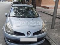 Usado Renault Clio II Rip Curl 70 CV (51 kW) 2007 Azul Berlina