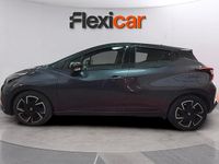 Usado Nissan Micra Acenta 92 CV (67 kW) 2021 Granate Utilitario