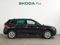 Usado Skoda Kamiq 110 CV (80 kW) 2022 Negro SUV
