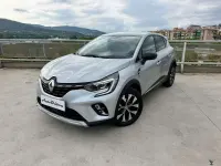 Usado Renault Captur Techno 91 CV (66 kW) 2024 Plateado SUV