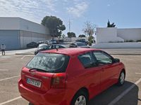 Usado Toyota Corolla Sol 116 CV (85 kW) 2004 Rojo Berlina