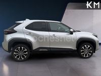 Usado Toyota Yaris Cross Plus 116 CV (85 kW) 2022 Gris / plata SUV