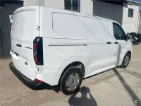 Usado Ford Transit Custom Nugget 150 CV (110 kW) 2024 Blanco Monovolumen