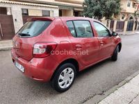 Usado Dacia Sandero 90 CV (66 kW) 2016 Rojo Berlina