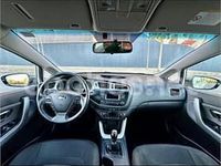 Usado Kia Ceed GT 90 HP (66 kW) 2013 Cinzento Sedan