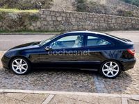 Usado Mercedes C200 163 CV (119 kW) 2006 Negro Berlina