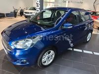 Usado Ford Ka Plus Ultimate 85 CV (62 kW) 2017 Azul Utilitario
