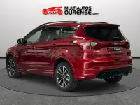 Usado Ford Kuga ST-Line 120 CV (88 kW) 2019 Granate SUV