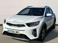 Begagnad Kia Stonic 84 HK (61 kW) 2022 Vit SUV