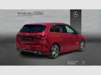 Usado Mercedes B200 163 CV (119 kW) 2022 Rojo Utilitario