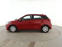 Usado Hyundai i20 85 CV (62 kW) 2018 Rojo Berlina