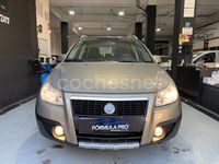 Usado Fiat Sedici Emotion 107 CV (78 kW) 2007 Beige SUV