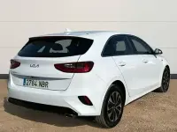 Usado Kia Ceed 100 CV (73 kW) 2025 Blanco Utilitario