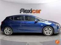 Usado Opel Astra GS Line 131 CV (96 kW) 2020 Azul Berlina