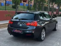 Usado BMW 118 Comfort Edition 136 CV (100 kW) 2019 Gris / plata Berlina