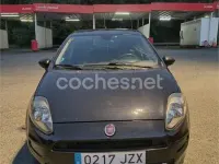 Usado Fiat Punto Pop 69 CV (50 kW) 2017 Negro Utilitario