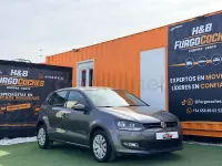Usado VW Polo Advance 70 CV (51 kW) 2012 Gris / plata Utilitario