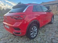 Usado VW T-Roc Advance 110 CV (80 kW) 2022 Rojo SUV