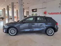 Usado Audi A3 Sportback Advanced 110 CV (80 kW) 2022 Gris Utilitario
