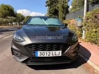 Usado Ford Focus ST-Line 125 CV (91 kW) 2020 Gris / plata Berlina