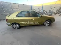 Usado Citroën Xsara Seduction 90 CV (66 kW) 1999 Amarillo Berlina