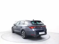 Usado Seat Leon FR 150 CV (110 kW) 2020 Gris / plata Familiar