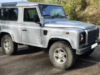 Usado Land Rover Defender 122 CV (89 kW) 2007 Gris / plata Familiar