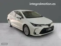 Usado Toyota Corolla Active 125 CV (91 kW) 2023 Blanco Berlina