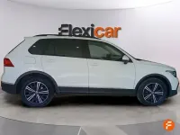 Usado VW Tiguan Life 150 CV (110 kW) 2023 Blanco SUV