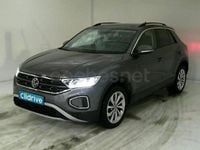 Usado VW T-Roc Life 115 CV (84 kW) 2022 Gris / plata SUV
