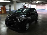 Usado Toyota Aygo X Play 72 CV (52 kW) 2022 Negro SUV