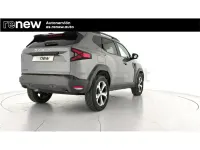 Usado Dacia Duster Journey 130 CV (95 kW) 2025 Gris / plata SUV